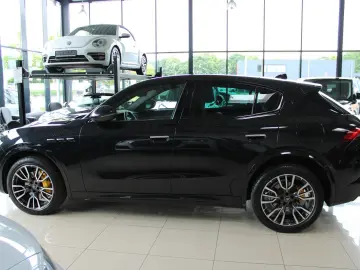 Maserati GRECALE MODENA AWD 330PS