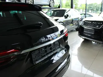 Maserati GRECALE MODENA AWD 330PS