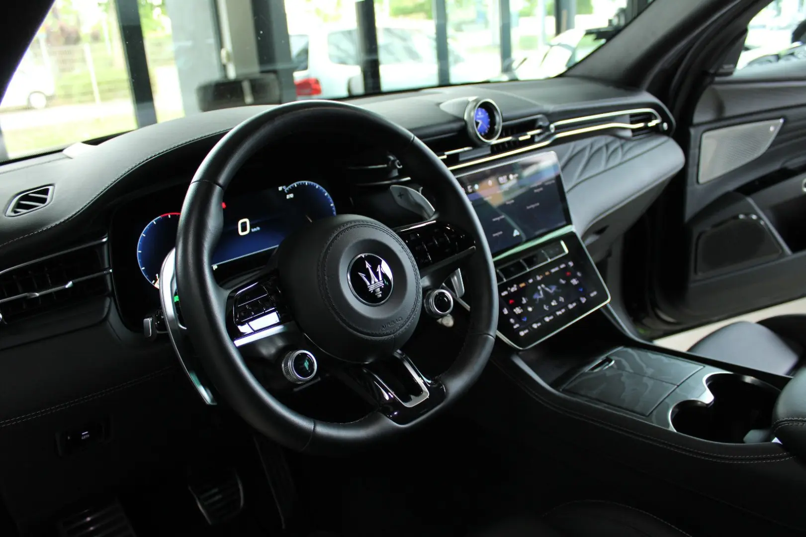 Maserati GRECALE MODENA AWD 330PS