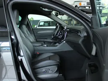 Maserati GRECALE MODENA AWD 330PS