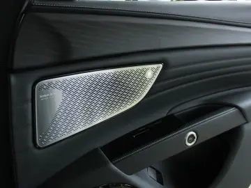 Maserati GRECALE MODENA AWD 330PS