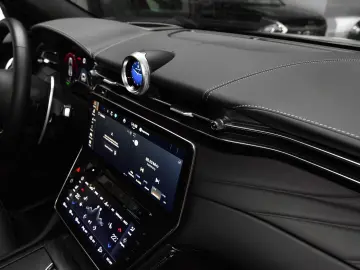 Maserati Grecale Modena 4WD