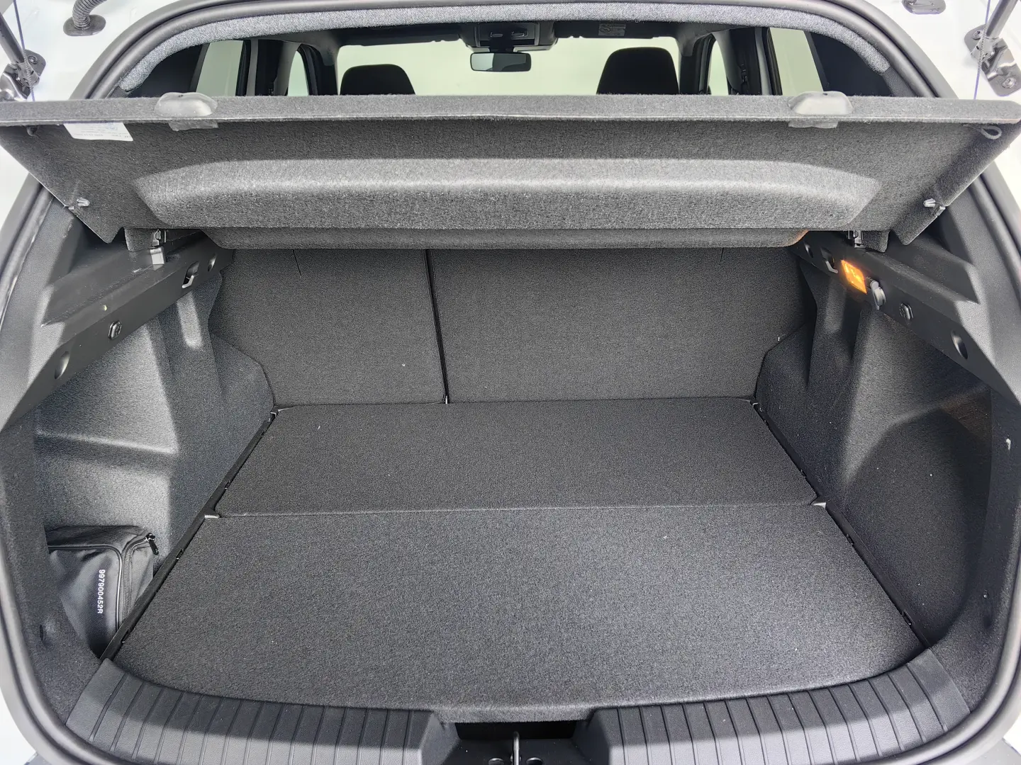 DUSTER Journey Automat hybrid 1597 cmc - 140CP