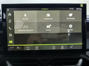 DUSTER Journey Automat hybrid 1597 cmc - 140CP