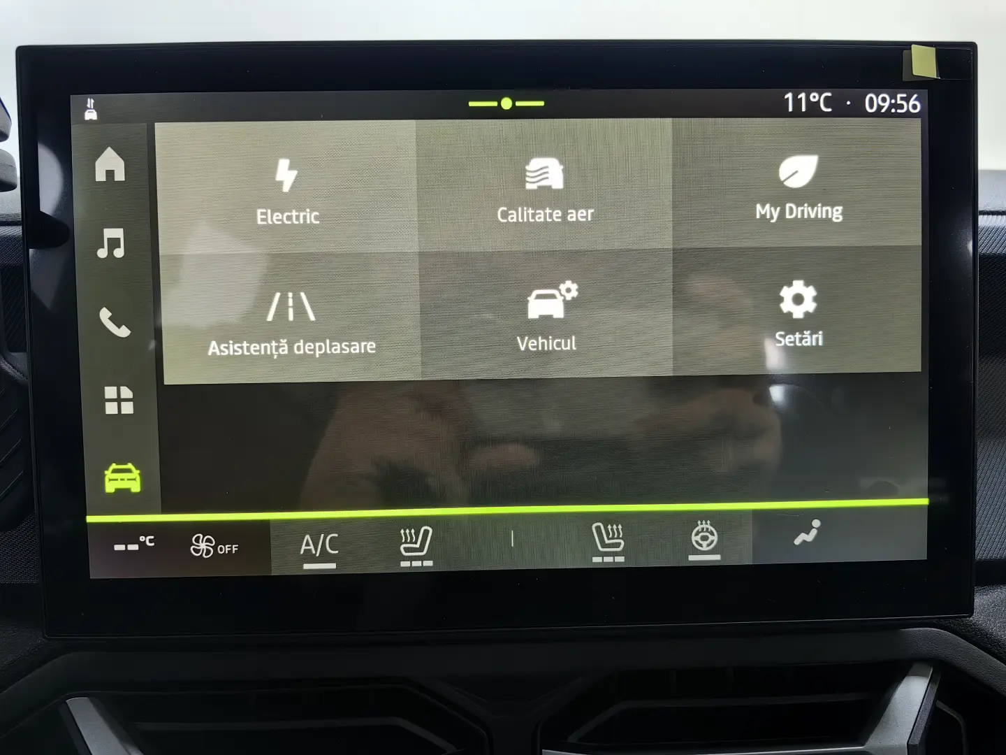 DUSTER Journey Automat hybrid 1597 cmc - 140CP