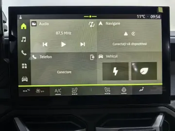 DUSTER Journey Automat hybrid 1597 cmc - 140CP