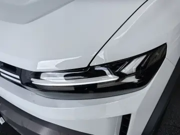 DUSTER Journey Automat hybrid 1597 cmc - 140CP