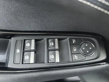 RENAULT AUSTRAL TECHNO M. HYBID 160AT