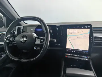 RENAULT AUSTRAL TECHNO M. HYBID 160AT