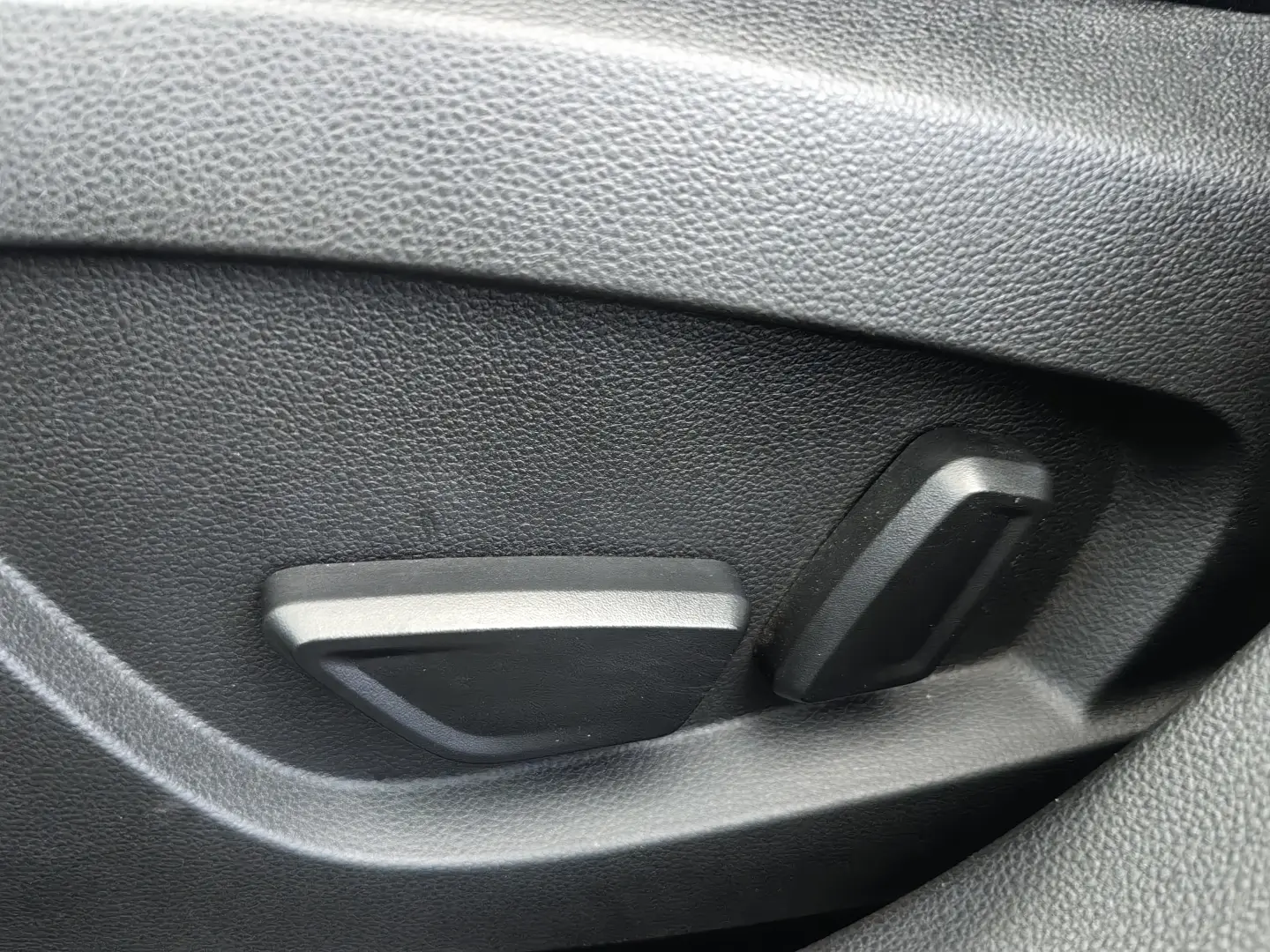 NOUL SYMBIOZ ICONIC E-TECH FULL H 145