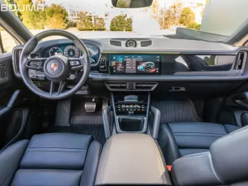 Cayenne Coupe GTS BLACK EDITION FULL