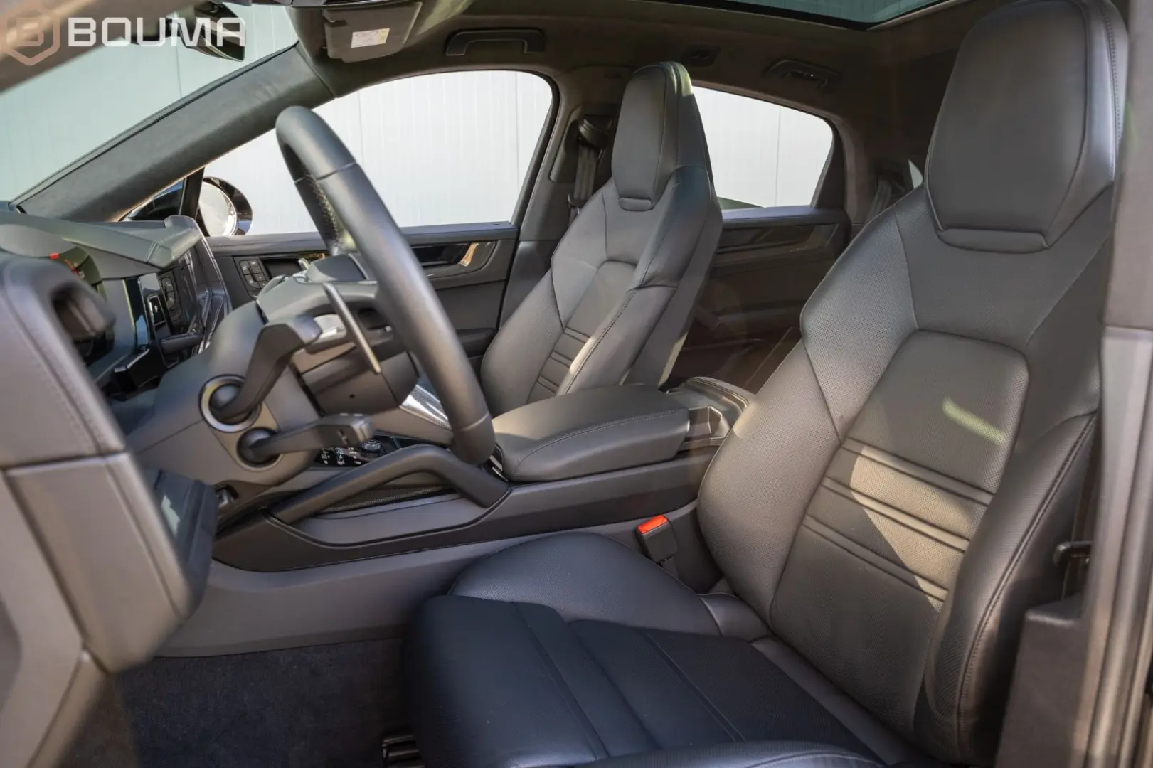 Cayenne Coupe GTS BLACK EDITION FULL