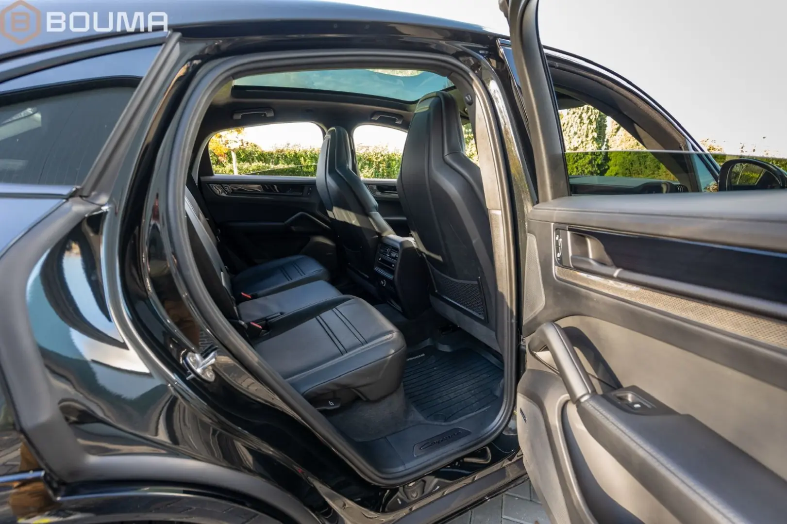 Cayenne Coupe GTS BLACK EDITION FULL