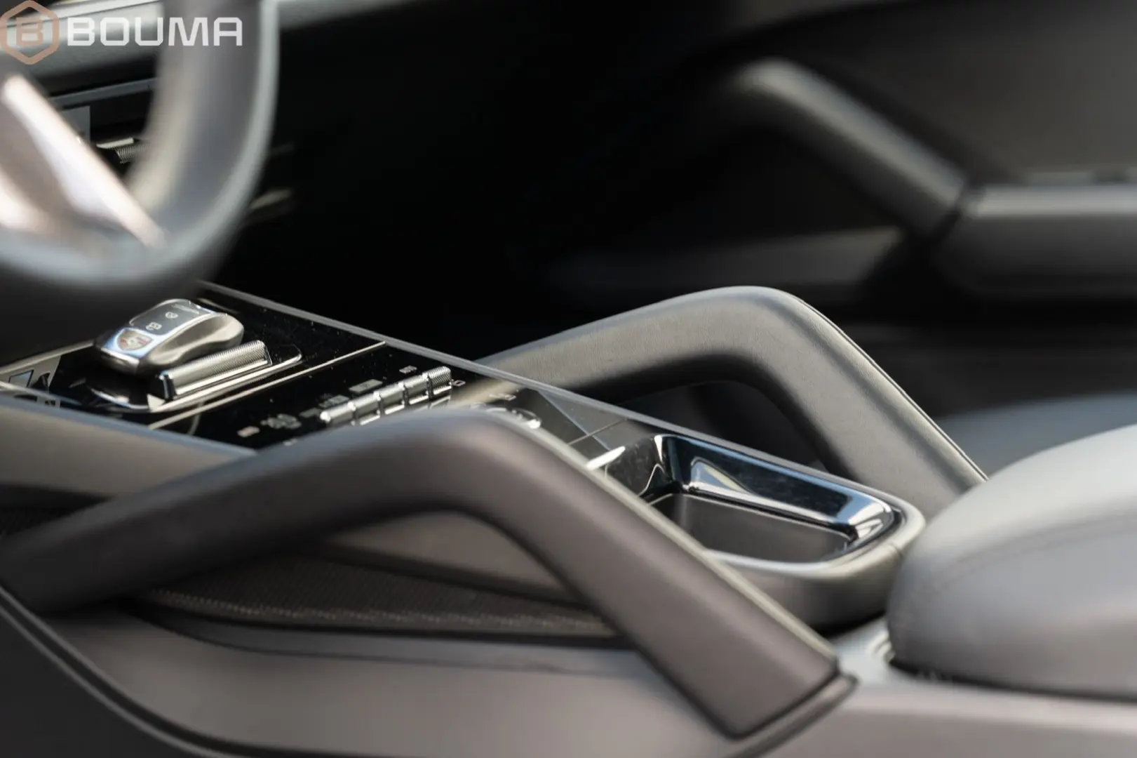 Cayenne Coupe GTS BLACK EDITION FULL