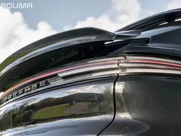 Cayenne Coupe GTS BLACK EDITION FULL