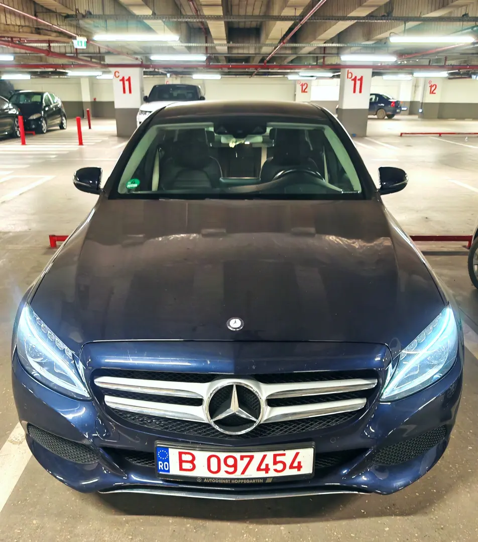 Mercedes-Benz C 220