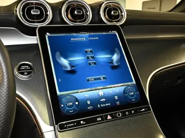 GLC 300 4M Coupé AMG Sport Premium AHK Distr. LE