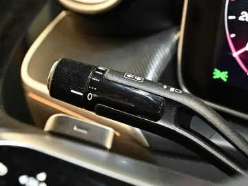 GLC 300 4M Coupé AMG Sport Premium AHK Distr. LE