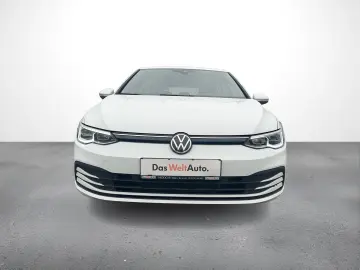 VW Golf Noul Golf Life 1.5 eTSI ACT DSG mild hyb