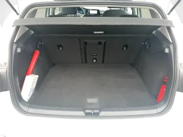 VW Golf Noul Golf Life 1.5 eTSI ACT DSG mild hyb