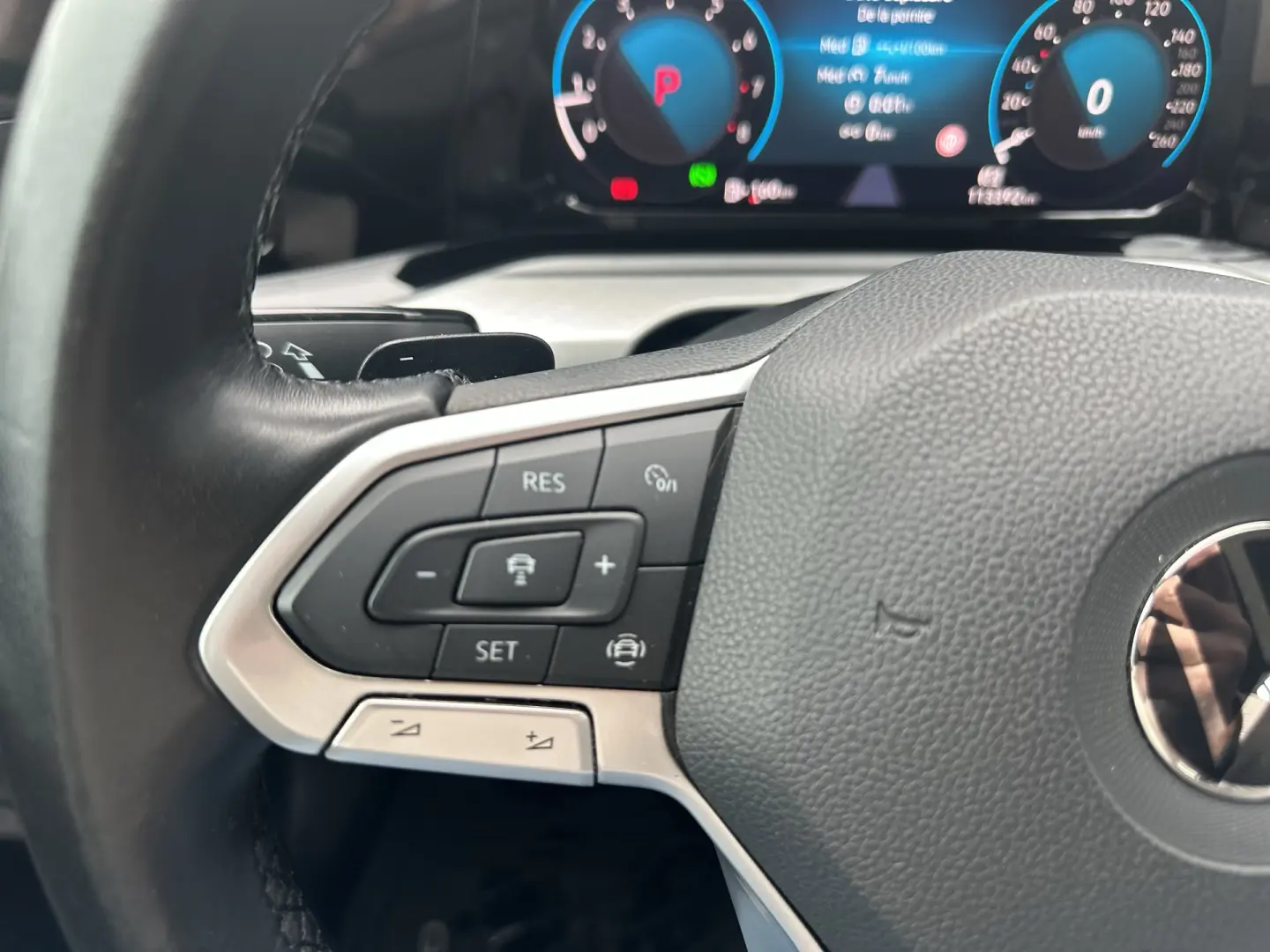 VW Golf Noul Golf Life 1.5 eTSI ACT DSG mild hyb