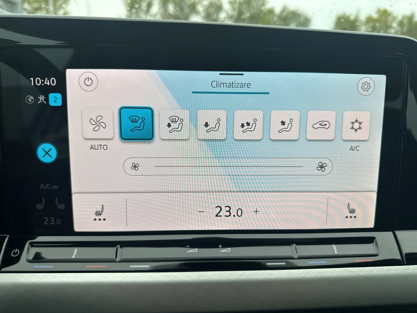 VW Golf Noul Golf Life 1.5 eTSI ACT DSG mild hyb