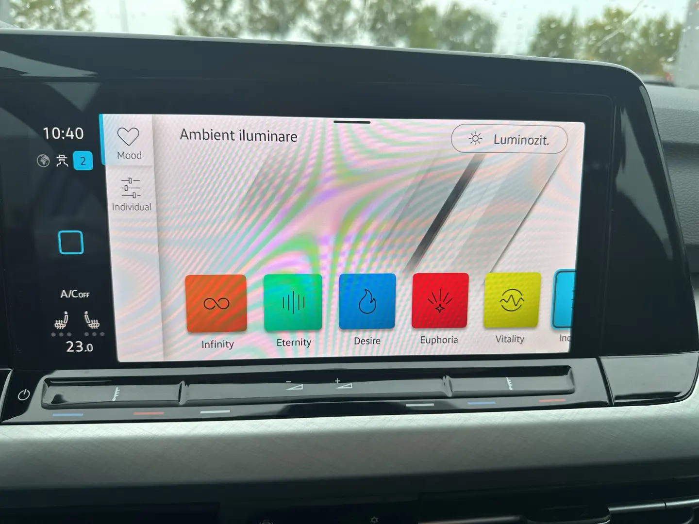 VW Golf Noul Golf Life 1.5 eTSI ACT DSG mild hyb