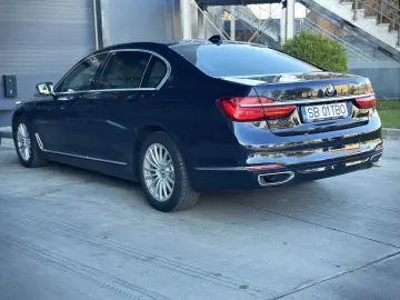 BMW 730