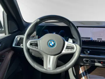 X5 xDrive50e  M Sport AHK