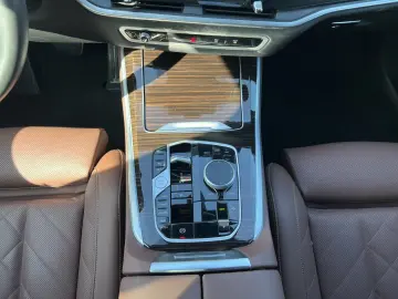 X5 xDrive50e  M Sport AHK