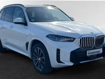 X5 xDrive50e  M Sport AHK