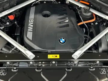 X5 xDrive50e M Sport AHK Adap. 2-A. Luftfederung