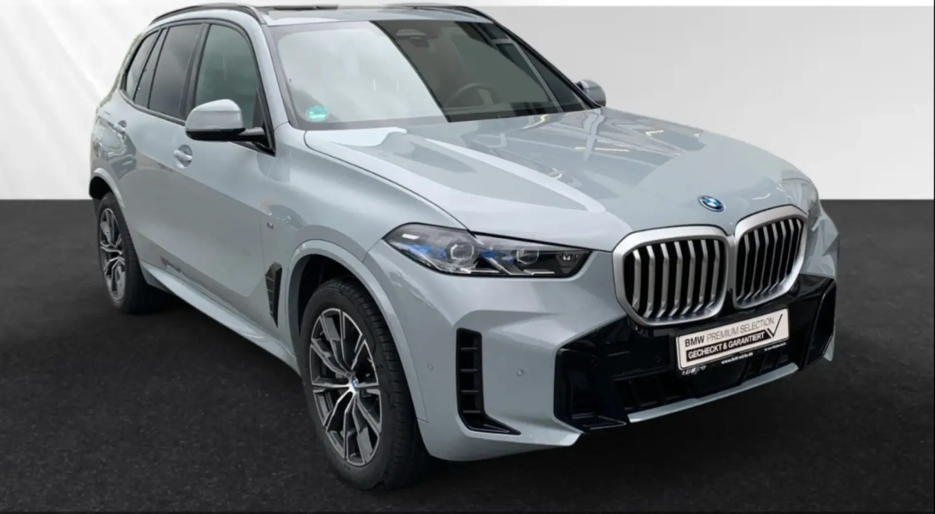 X5 xDrive50e M Sport AHK Pano Harman Kardon