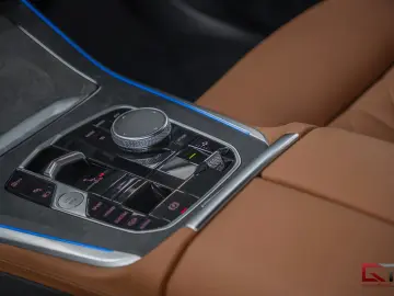 X5 xDrive50e M-Sport Travel DAP Inno Pano Towbar