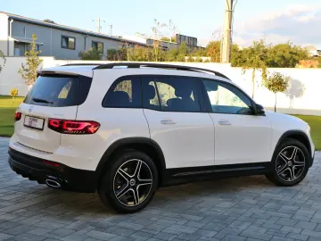 Milanne Auto Trade - TVA Inclus - Fara Daune - Istoric