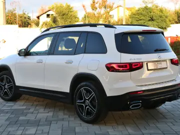 Milanne Auto Trade - TVA Inclus - Fara Daune - Istoric