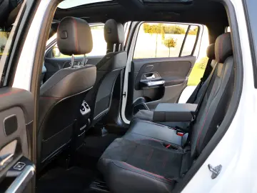 Milanne Auto Trade - TVA Inclus - Fara Daune - Istoric