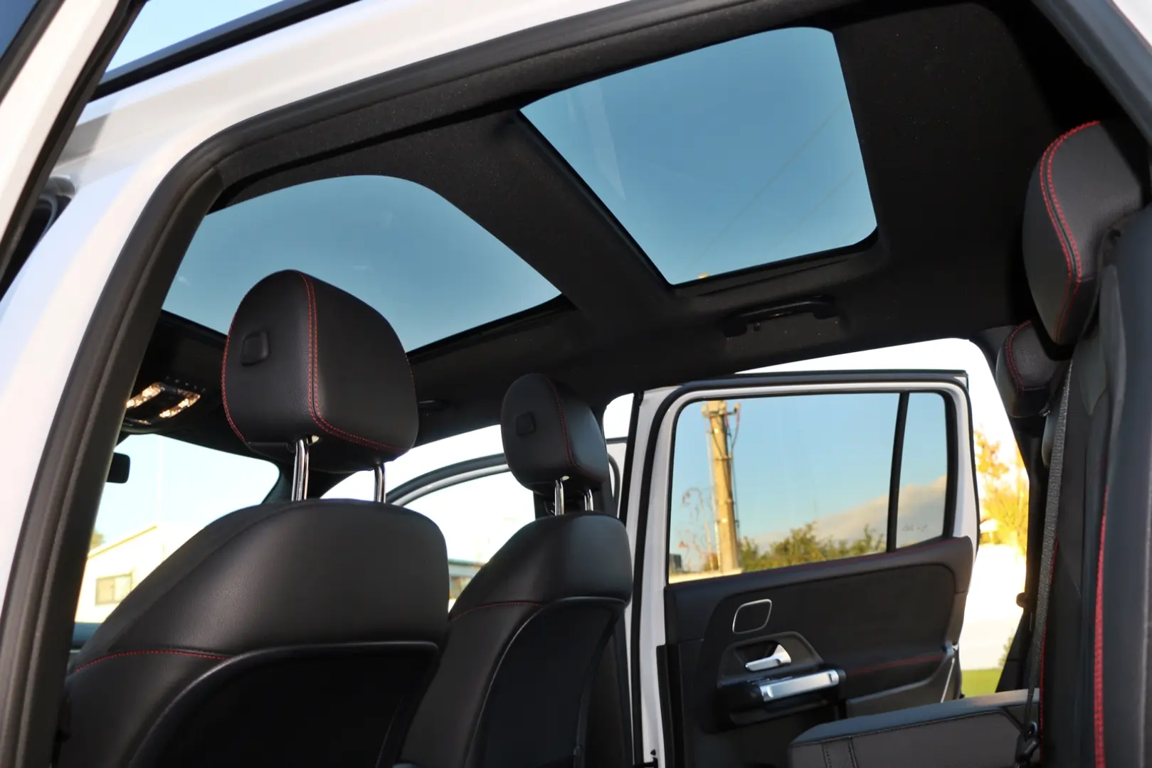 Milanne Auto Trade - TVA Inclus - Fara Daune - Istoric