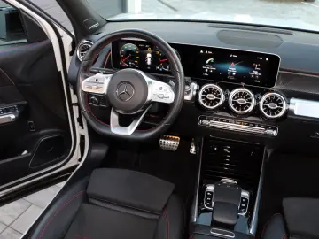 Milanne Auto Trade - TVA Inclus - Fara Daune - Istoric