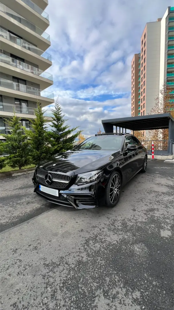 Mercedes-Benz E 220