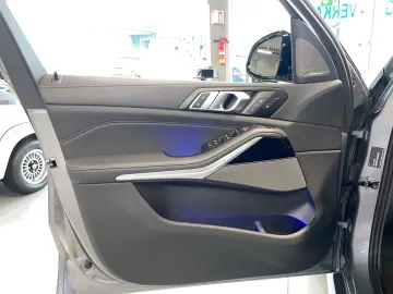 X5 xDrive30d M-Sport NP 106.289 - AHK h k 360