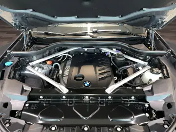 X5 xDrive30d M-Sport NP 106.289 - AHK h k 360