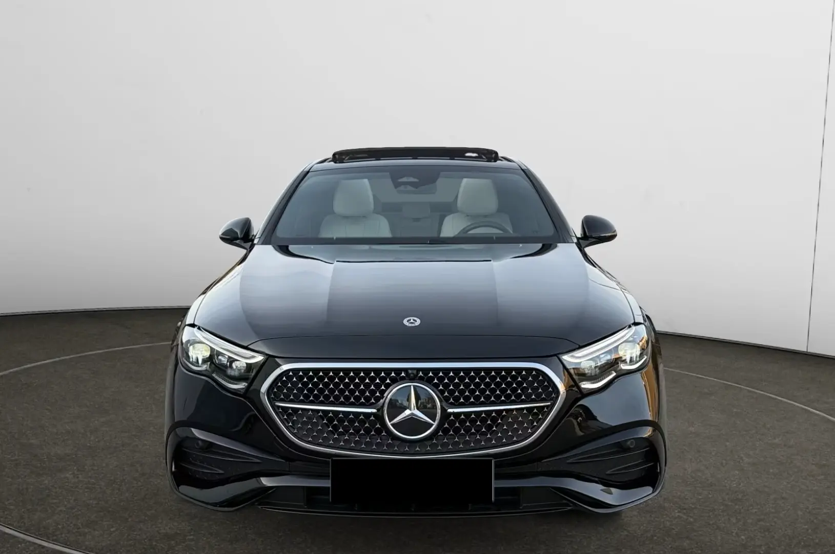 Mercedes-Benz E 300 de AMG Night Pano Distro