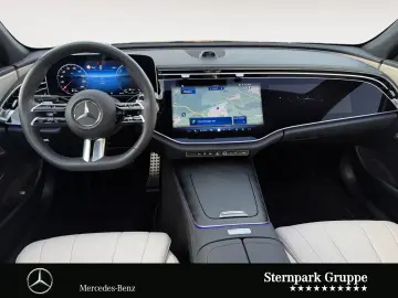 Mercedes-Benz E 300 de AMG Night Pano Distro