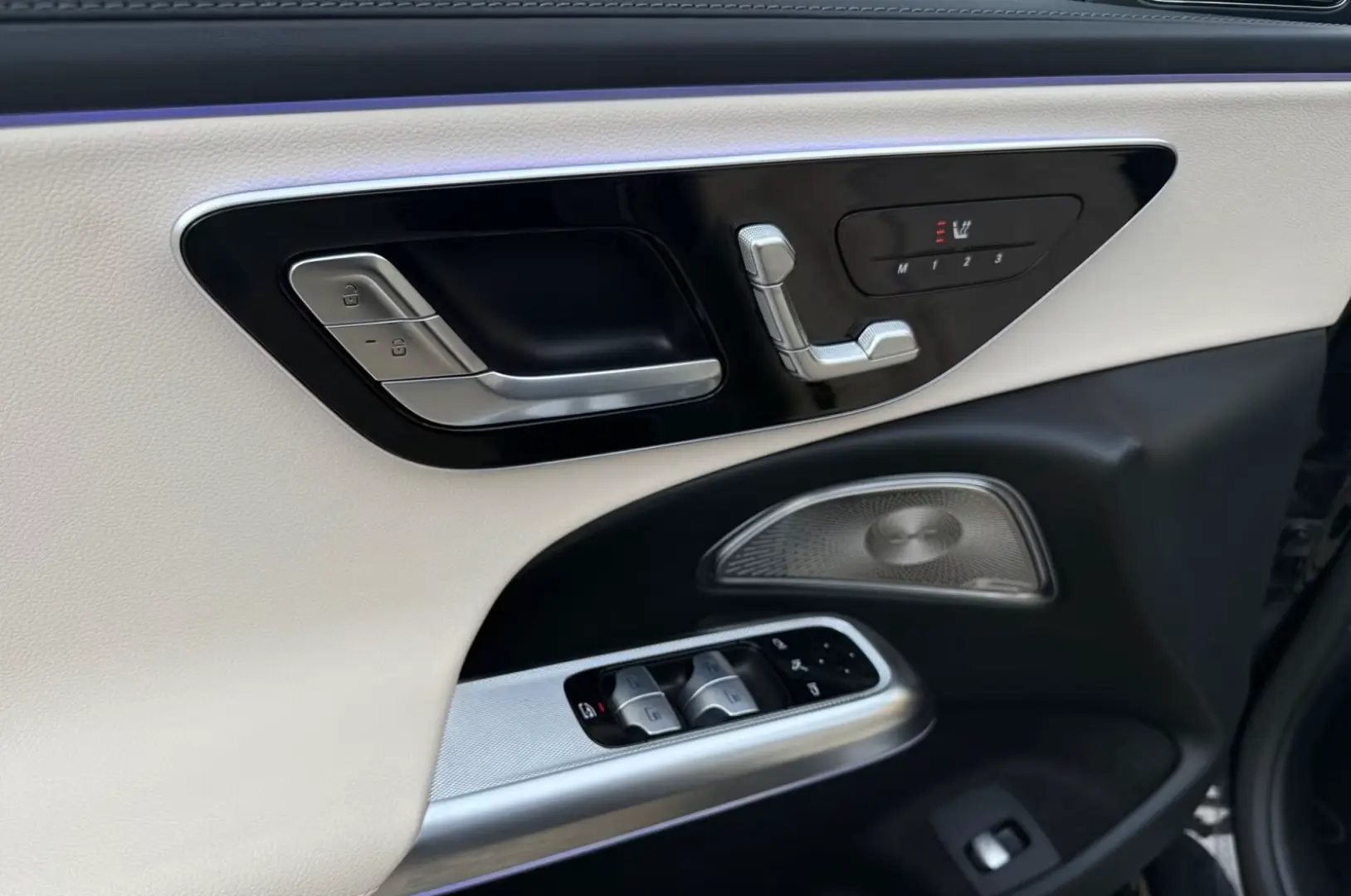 Mercedes-Benz E 300 de AMG Night Pano Distro