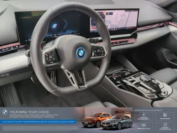 550e xDrive Limousine M Sport AHK Harman K LED