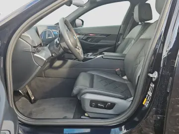 550 e xDrive M Sport Pro DAP PAP Travel Paket