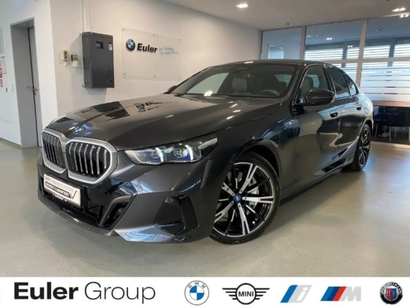 550 e xDrive M Sport 20'' IconGl Pano KomfSi bel