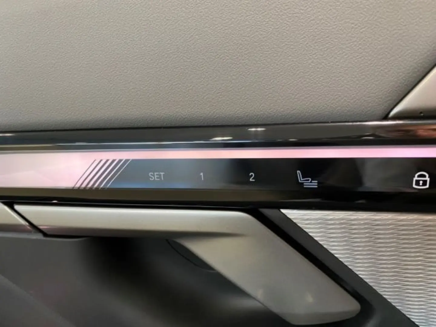 550 e xDrive M Sport 20'' IconGl Pano KomfSi bel