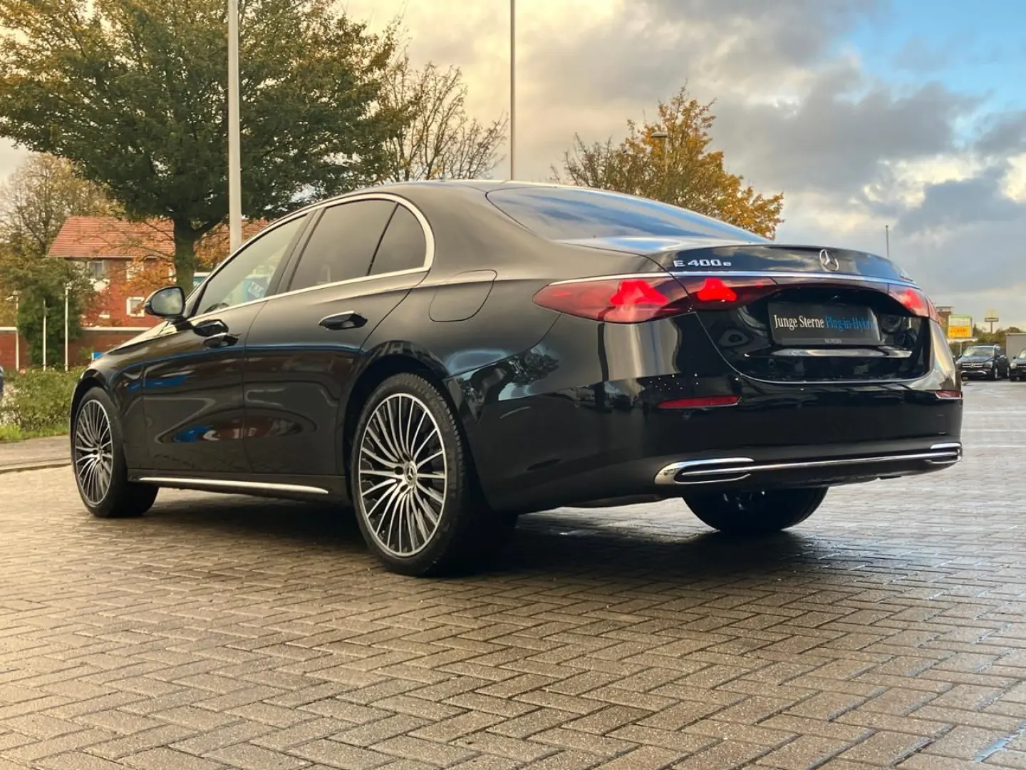 E 400 e 4M Exclusive Premium Sitzklima 20 Zoll